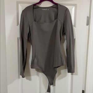 Abercrombie Taupe Long-Sleeve Square Neck Bodysuit